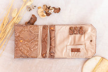 Load image into Gallery viewer, Perla - Copper Jewelry Wallet

